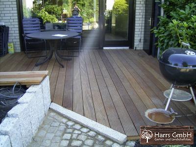 Holzterrasse